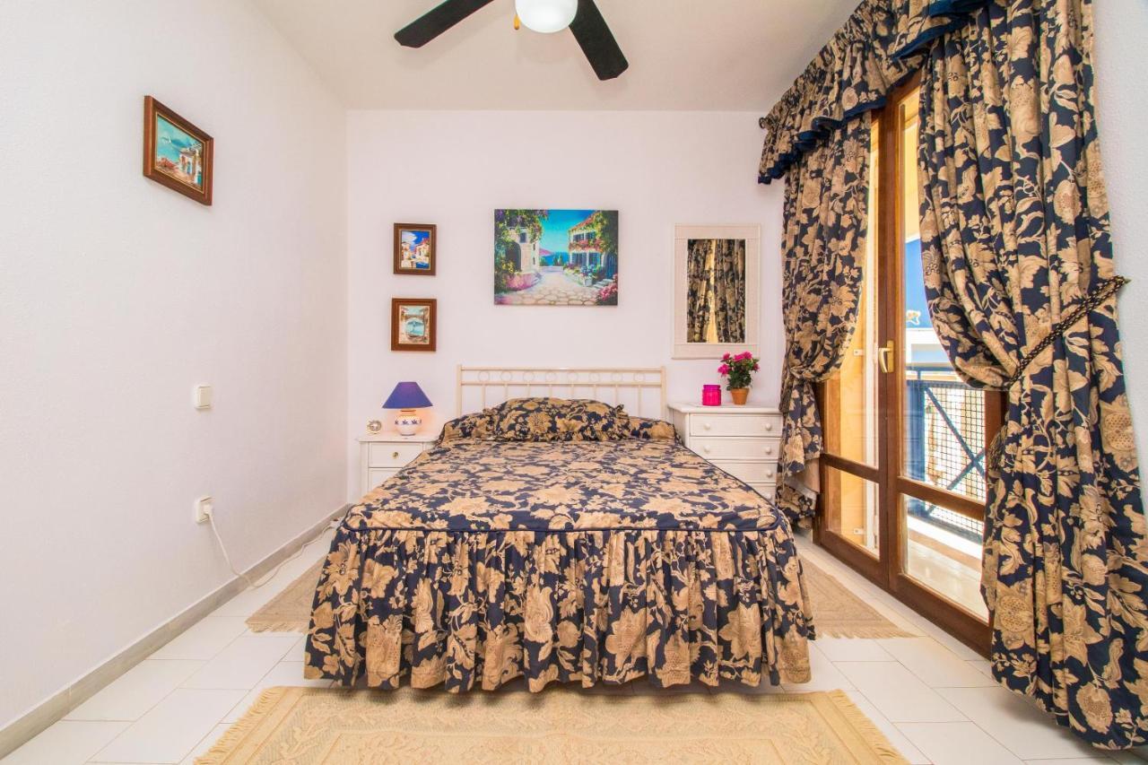 Nice House With Tennis Court,Sports And Playground Torrevieja Bagian luar foto