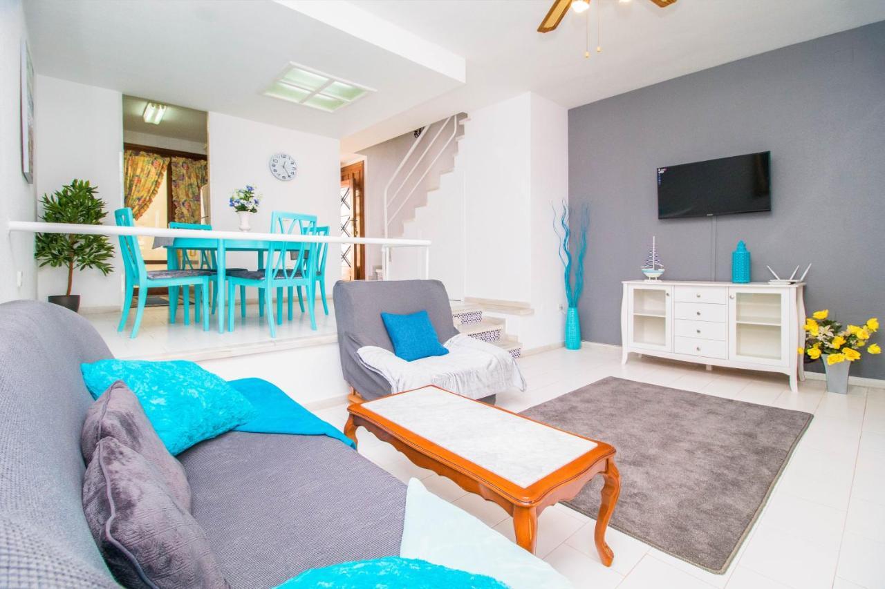 Nice House With Tennis Court,Sports And Playground Torrevieja Bagian luar foto