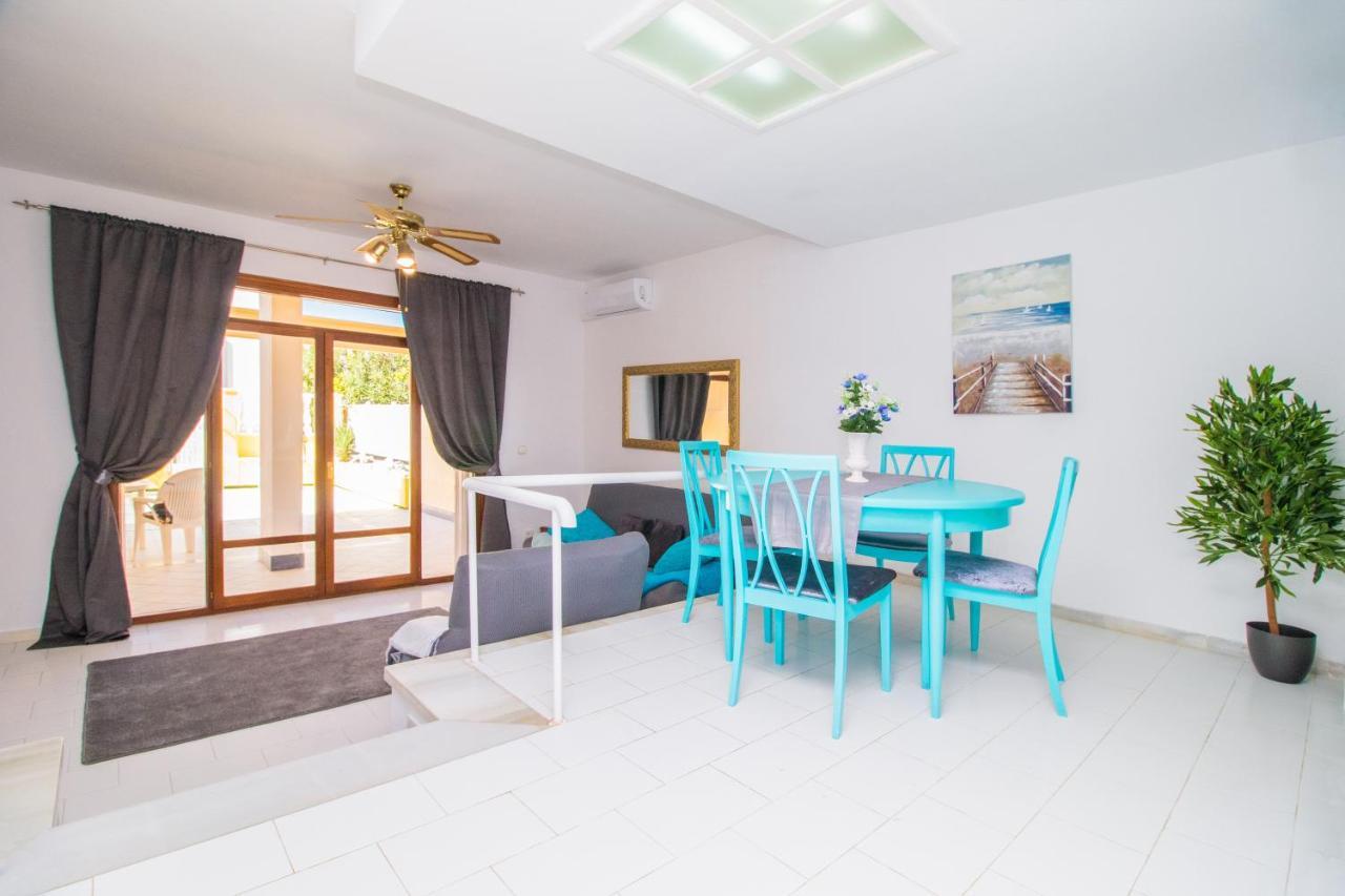 Nice House With Tennis Court,Sports And Playground Torrevieja Bagian luar foto